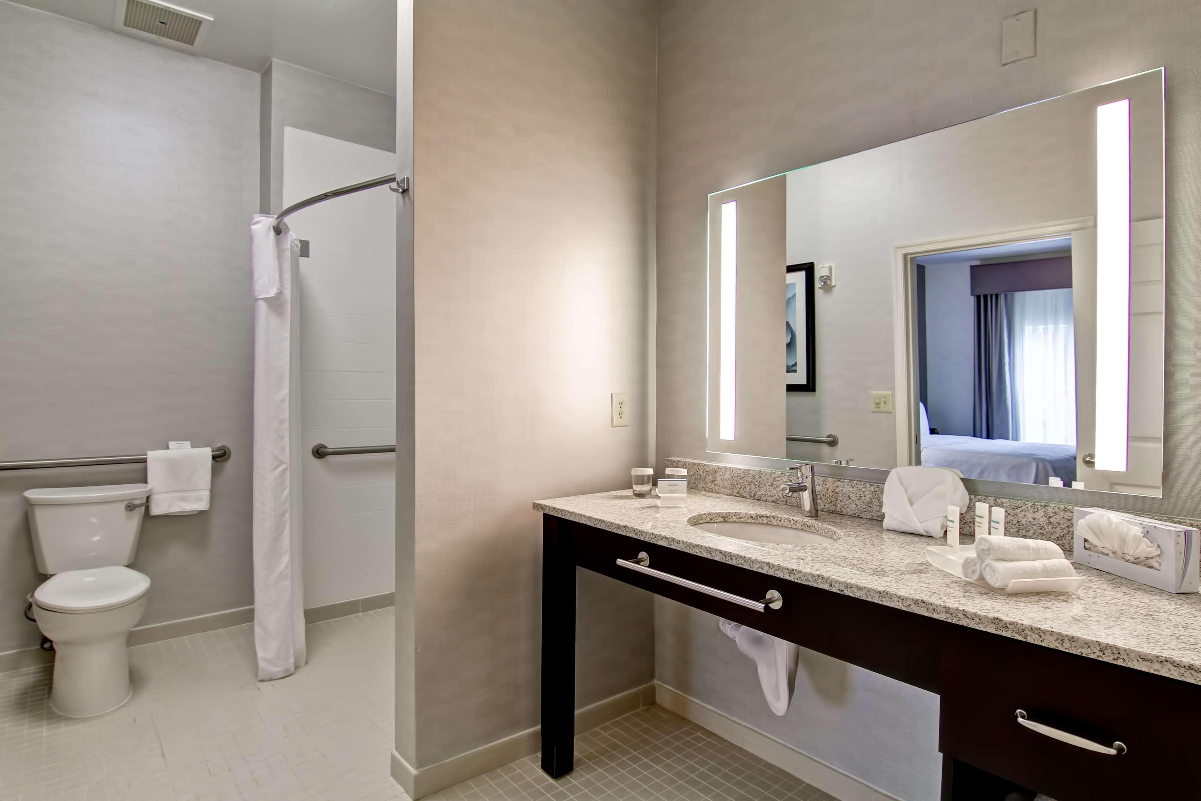 Homewood Suites By Hilton Newark-Cranford Exterior photo