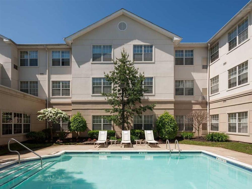 Homewood Suites By Hilton Newark-Cranford Exterior photo